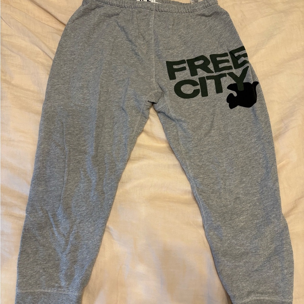 FREECITY Sweatpants
